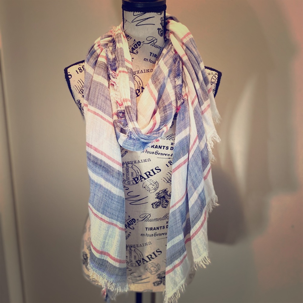 Bass Scarf